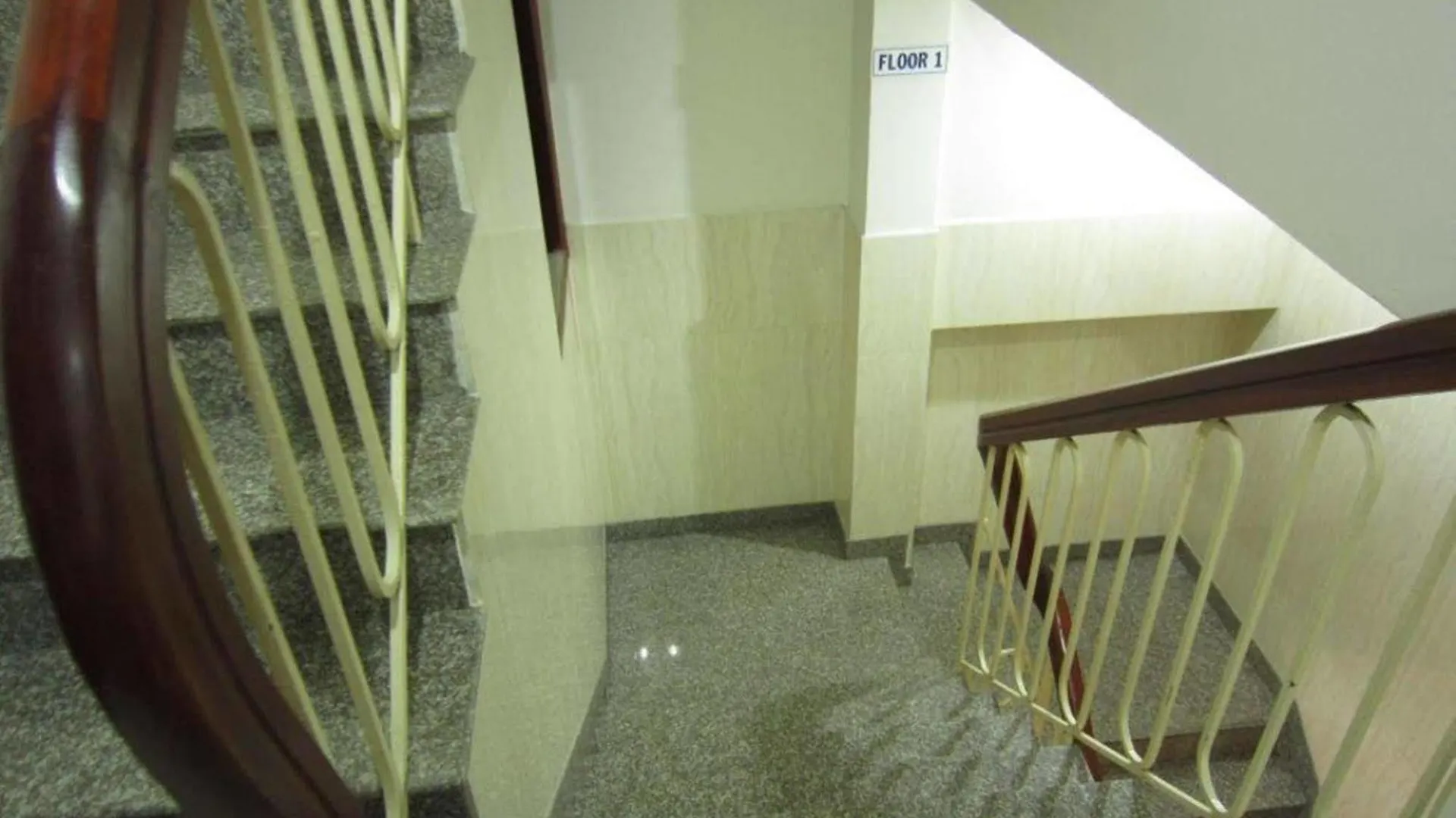 Hoang Hoang Hotel Ho Chi Minh City 2*,